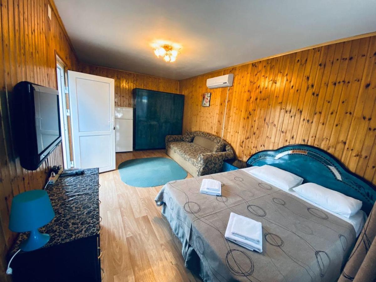 Primorie Guest House トゥサンドリプシュ エクステリア 写真